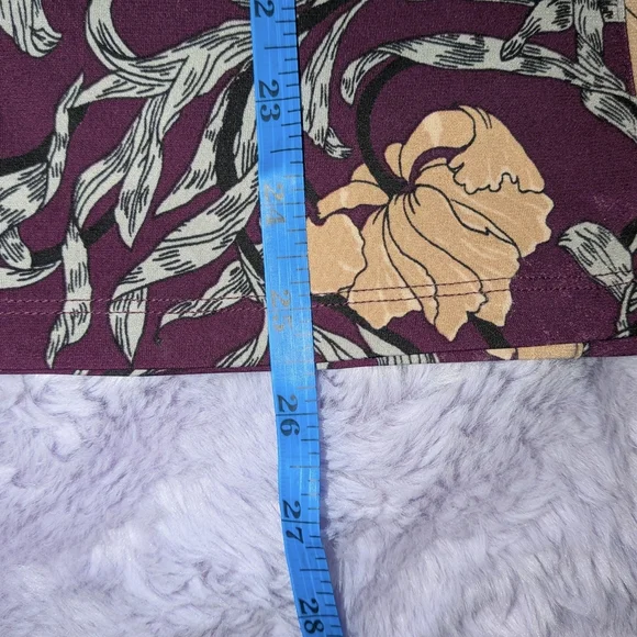 NWOT Banana Republic Purple and Cream Floral Blouse - Picture 6 of 6